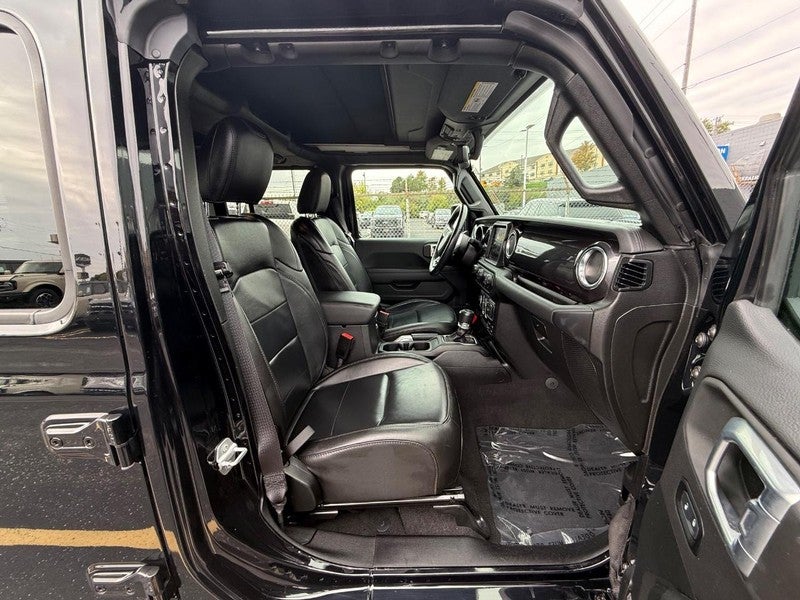 2021 Jeep Wrangler Unlimited Sahara Altitude 4x4
