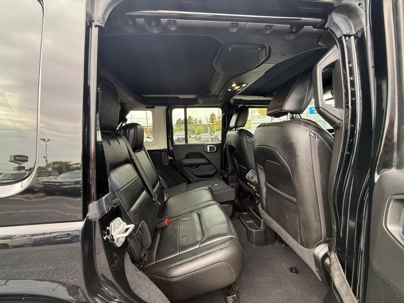 2021 Jeep Wrangler Unlimited Sahara Altitude 4x4