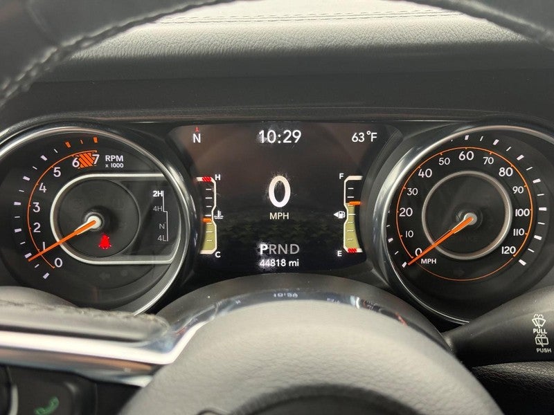 2021 Jeep Wrangler Unlimited Sahara Altitude 4x4