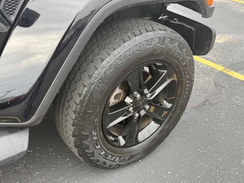 2021 Jeep Wrangler Unlimited Sahara Altitude 4x4