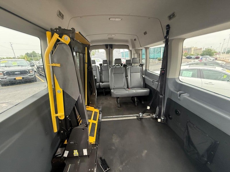 2019 Ford Transit Passenger Wagon T-350 148" Med Roof XL Sliding RH Dr