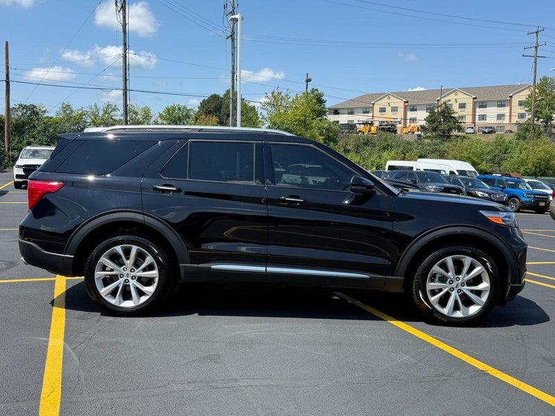 2022 Ford Explorer Platinum 4WD