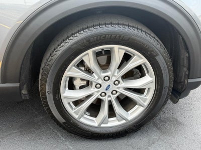 2023 Ford Explorer XLT 4WD
