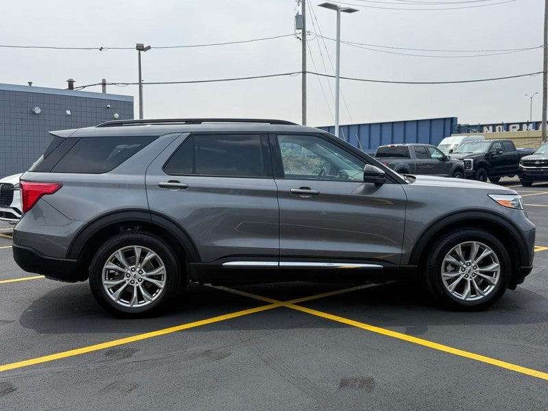 2023 Ford Explorer XLT 4WD
