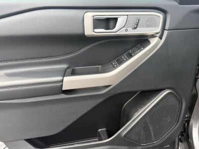 2023 Ford Explorer XLT 4WD