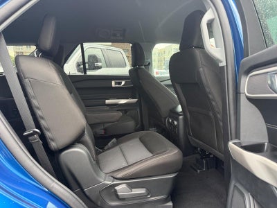 2023 Ford Explorer XLT 4WD