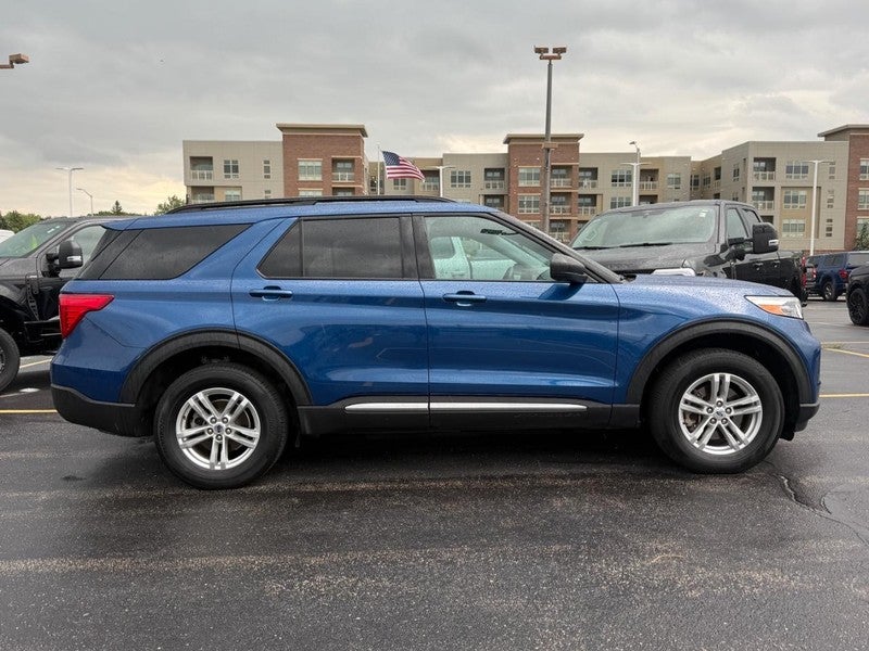2023 Ford Explorer XLT 4WD