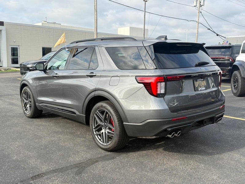 2026 Ford Explorer ST 4WD