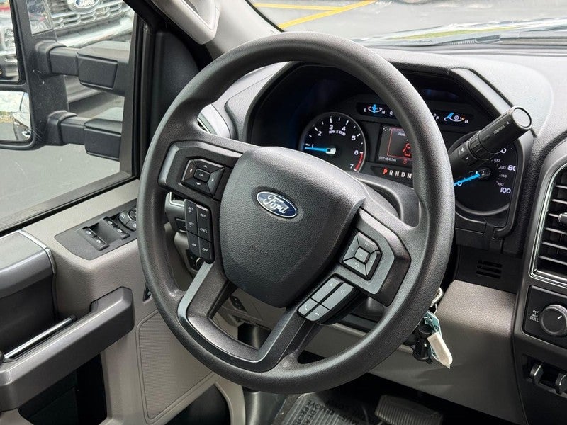 2019 Ford Super Duty F-250 SRW XLT 4WD Crew Cab 6.75' Box