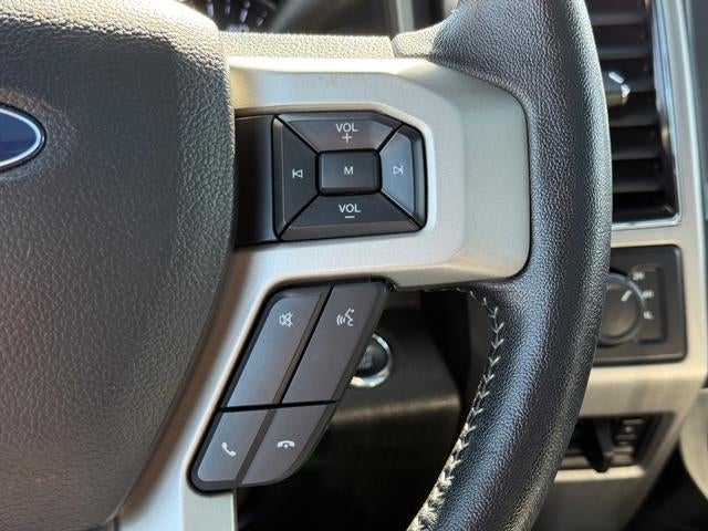 2018 Ford Super Duty F-350 SRW LARIAT 4WD Crew Cab 6.75' Box