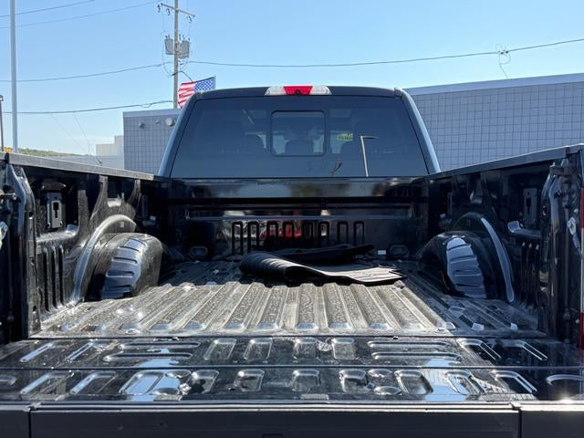 2018 Ford Super Duty F-350 SRW LARIAT 4WD Crew Cab 6.75' Box