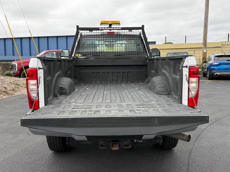 2022 Ford Super Duty F-350 SRW XL 4WD Reg Cab 8' Box