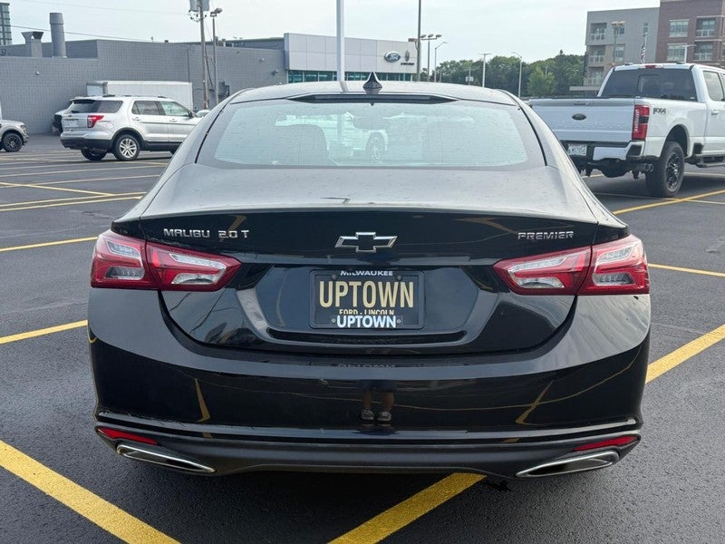 2022 Chevrolet Malibu 4dr Sdn Premier
