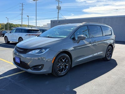 2020 Chrysler Pacifica Touring L Plus FWD