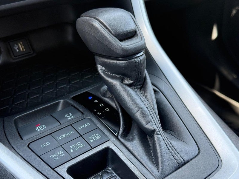 2023 Toyota RAV4 LE AWD (Natl)