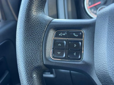 2017 RAM 1500 Express 4x4 Crew Cab 5'7" Box