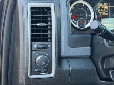2017 RAM 1500 Express 4x4 Crew Cab 5'7" Box