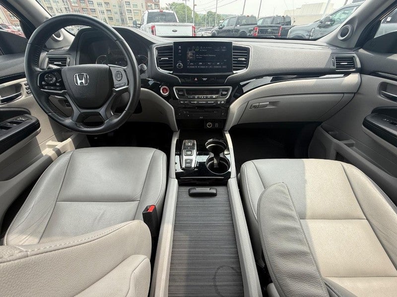 2019 Honda Pilot Touring 8-Passenger AWD