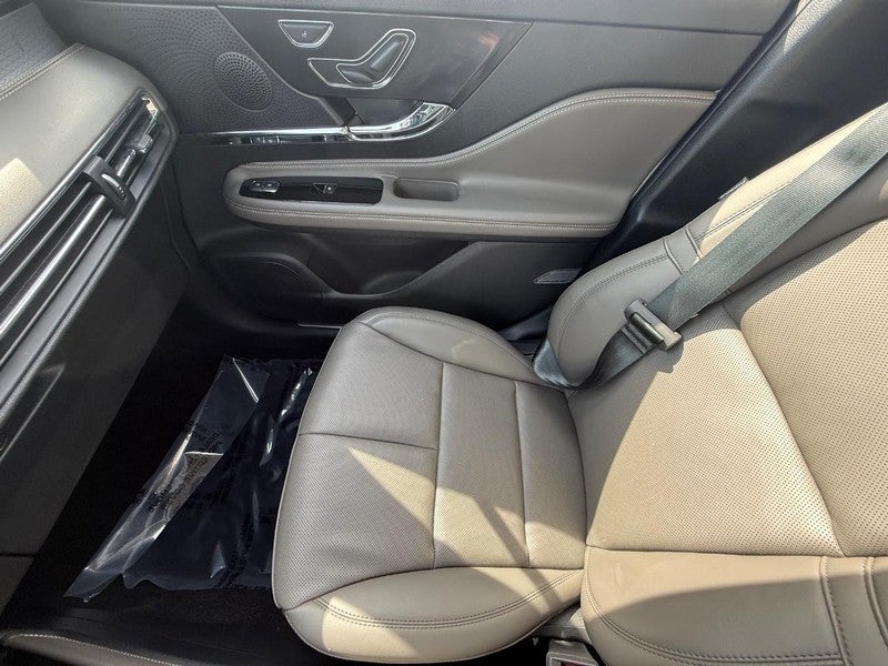 2023 Lincoln Corsair Standard AWD