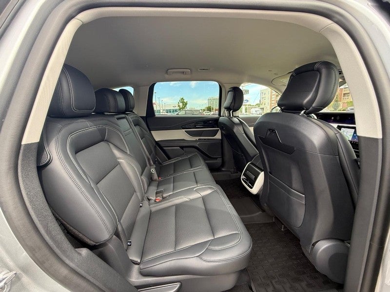 2025 Lincoln Nautilus Premiere AWD