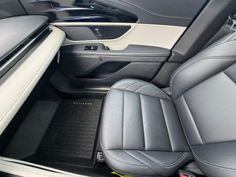 2025 Lincoln Nautilus Premiere AWD