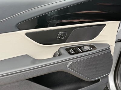 2025 Lincoln Nautilus Premiere AWD