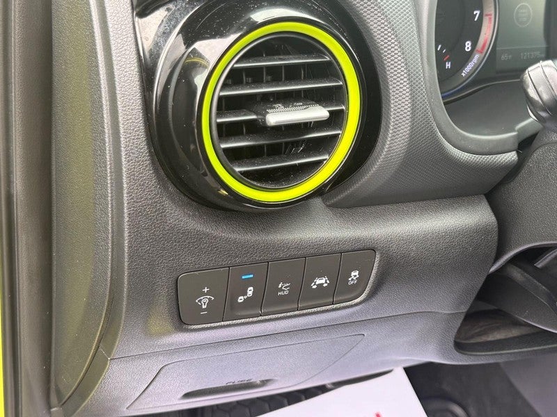 2018 Hyundai Kona Ultimate 1.6T DCT AWD w/Lime Accent