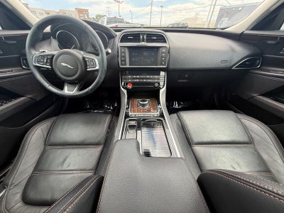 2018 Jaguar XE 30t Prestige AWD