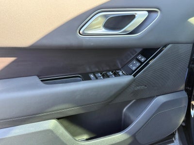 2026 Land Rover Range Rover Velar P250 Dynamic SE