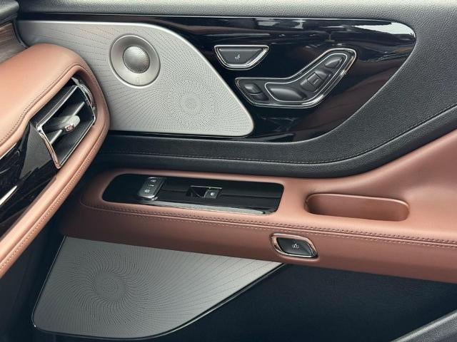 2027 Lincoln Aviator Reserve