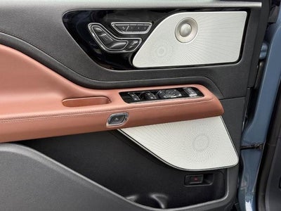 2027 Lincoln Aviator Reserve