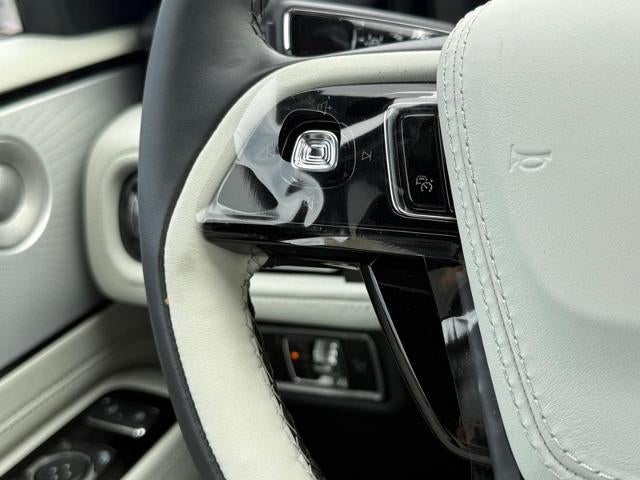 2027 Lincoln Aviator Black Label™