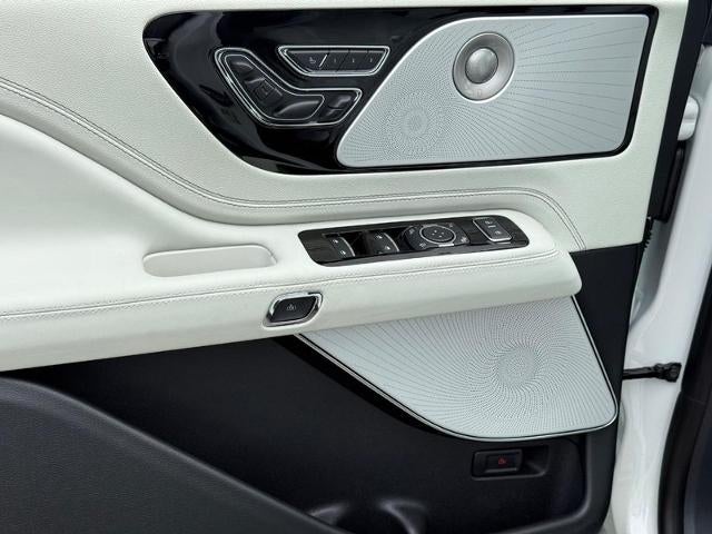 2027 Lincoln Aviator Black Label™