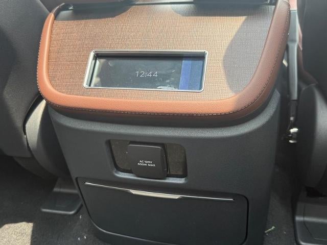 2027 Lincoln Navigator Reserve