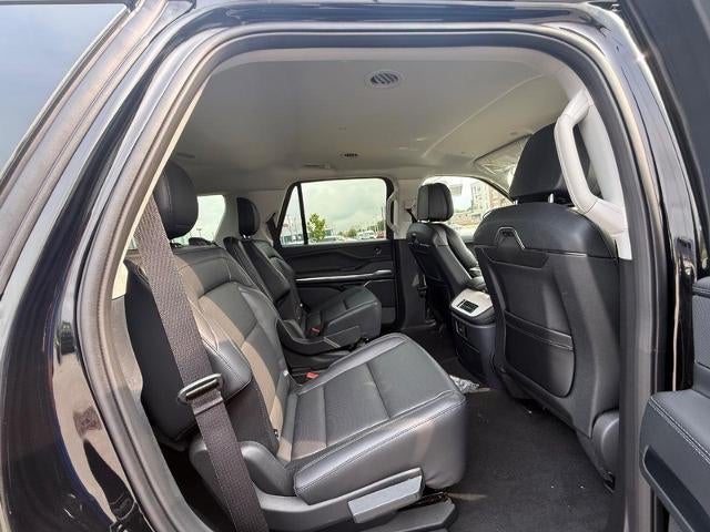 2027 Lincoln Navigator Premiere