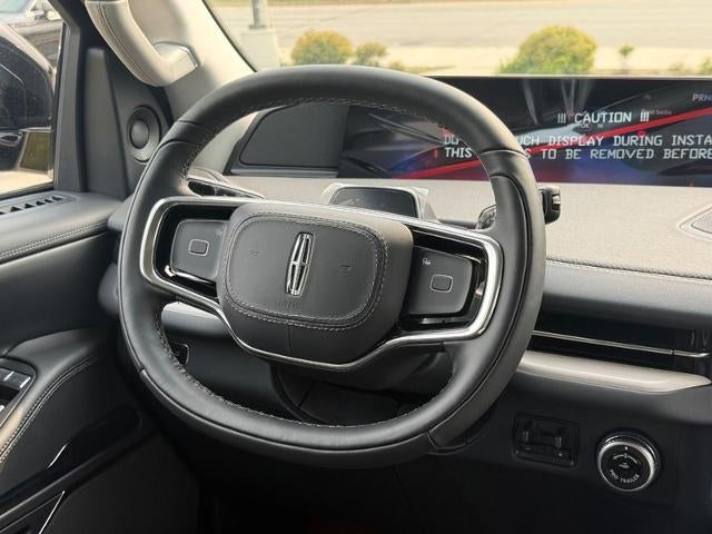 2027 Lincoln Navigator Premiere