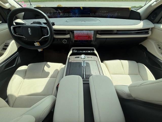 2027 Lincoln Navigator Reserve L