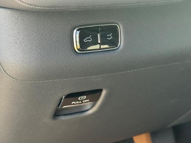 2027 Lincoln Navigator Reserve L