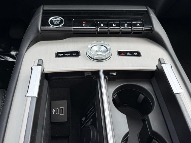 2027 Lincoln Navigator Reserve L