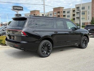 2027 Lincoln Navigator Reserve L