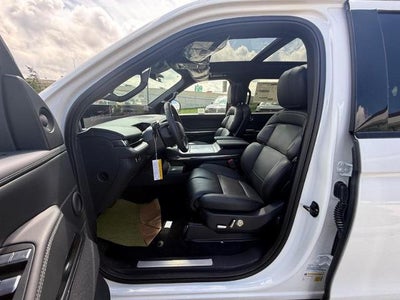 2027 Lincoln Navigator Reserve L