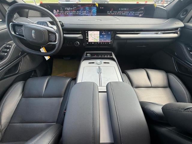 2027 Lincoln Navigator Reserve L