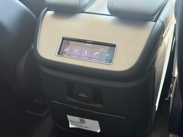 2027 Lincoln Navigator Premiere L