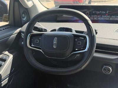 2027 Lincoln Navigator Premiere L