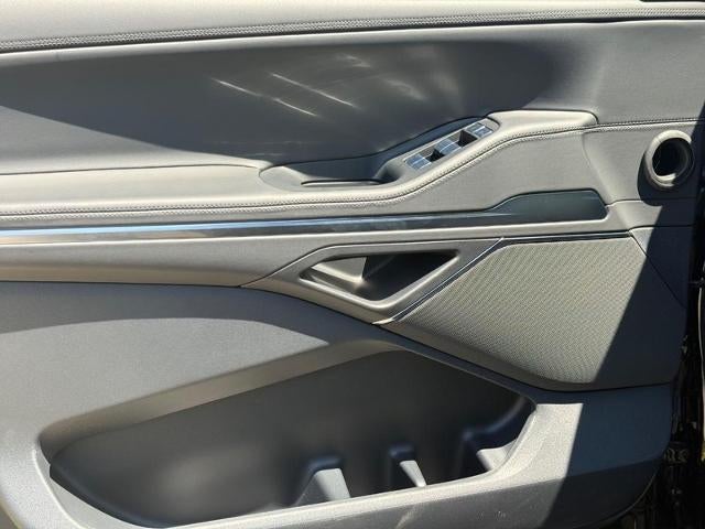2027 Lincoln Navigator Premiere L