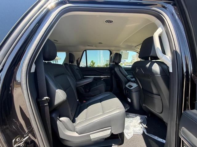 2027 Lincoln Navigator Premiere L