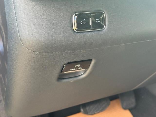 2027 Lincoln Navigator Premiere L
