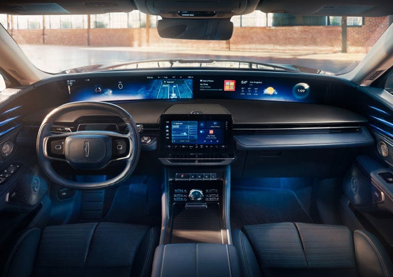 The panoramic display is shown in a 2025 Lincoln Nautilus® SUV. | Uptown Lincoln in Wauwatosa WI