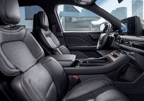Rich leather details and other fine materials comprise the Lincoln Black Label™ model’s Invitation interior theme. | Uptown Lincoln in Wauwatosa WI