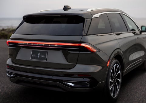 The rear of a 2026 Lincoln Black Label™ Nautilus® SUV displays full LED rear lighting. | Uptown Lincoln in Wauwatosa WI